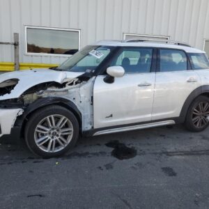 MINI COOPER WHITE - WMZ83BR04R3S03882