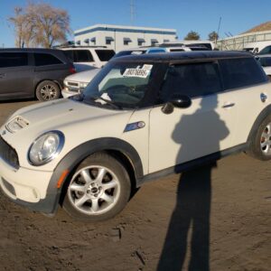 MINI COOPER BEIGE - WMWMF7C59ATZ70023